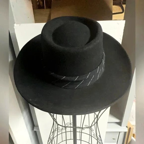 Gigi Pip Gamblers Hat main image 6